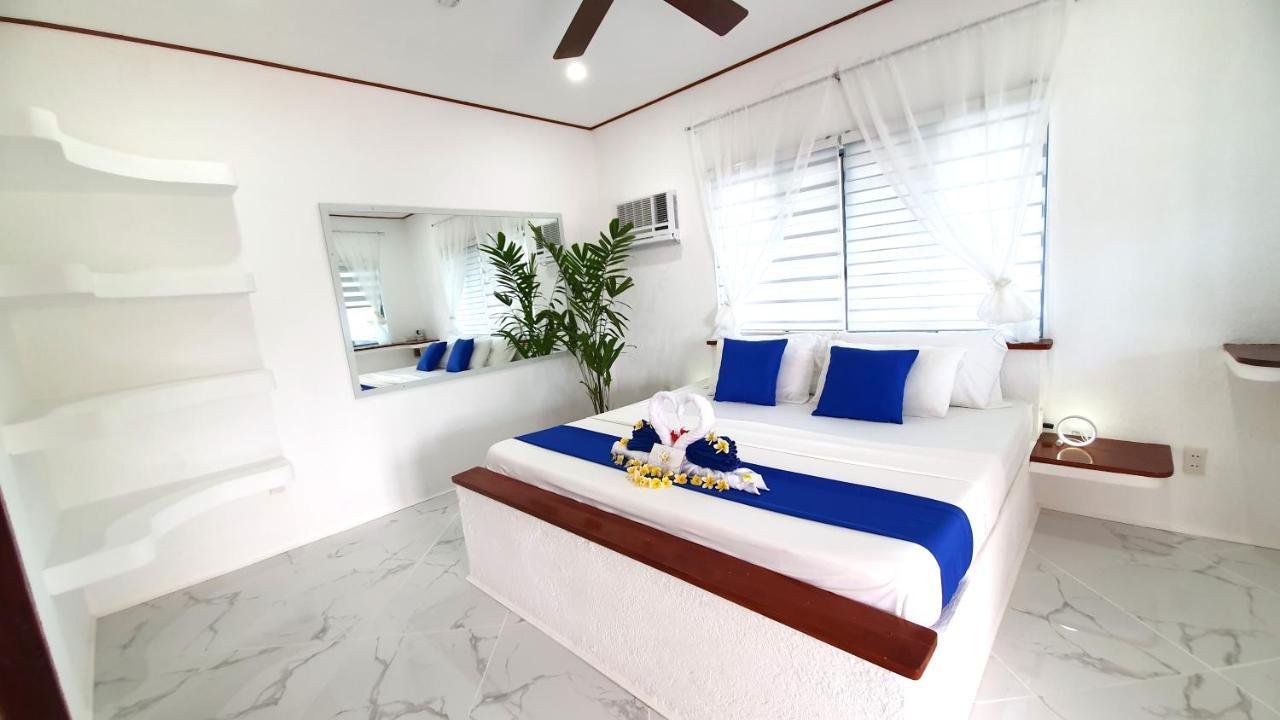 Pawikan Boutique Hotel Moalboal Esterno foto
