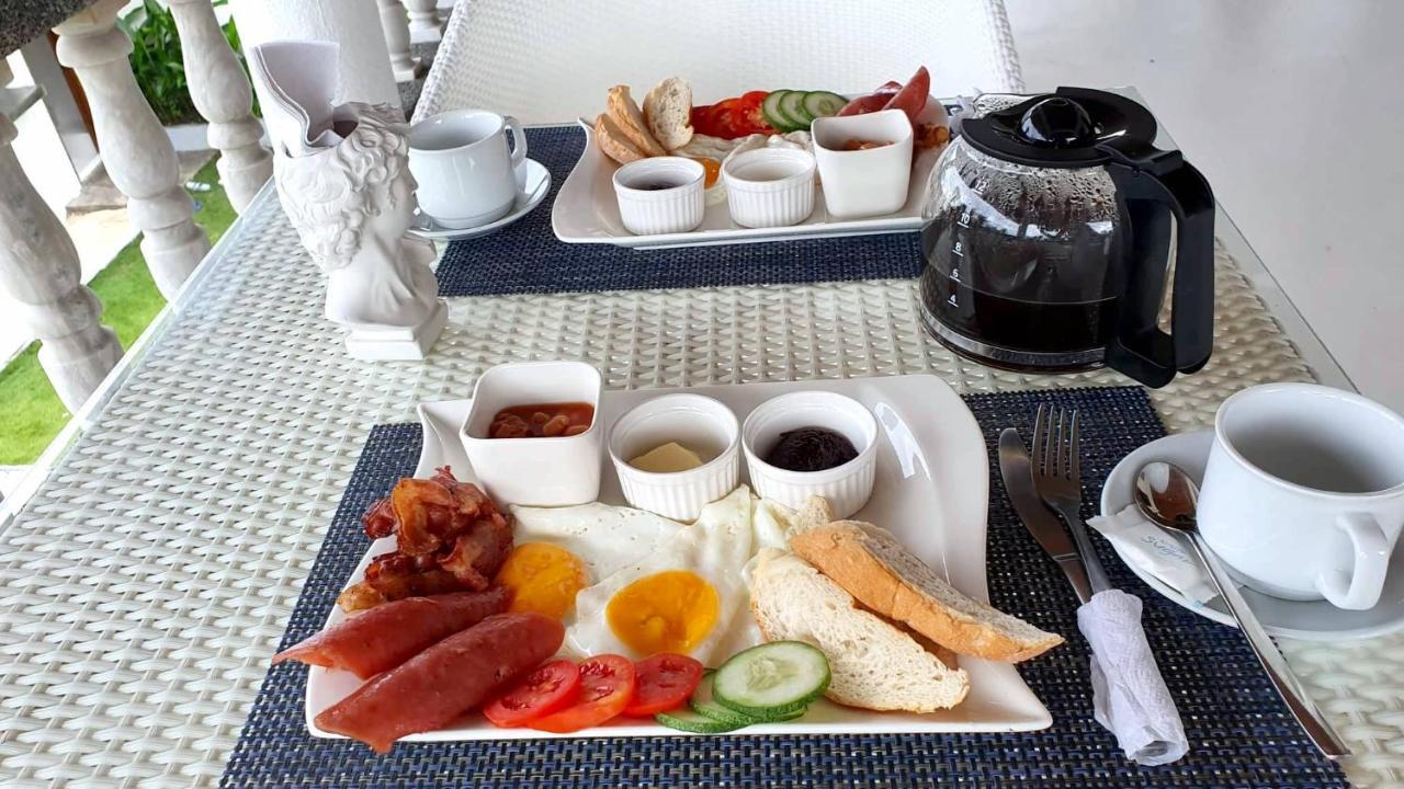 Pawikan Boutique Hotel Moalboal Esterno foto