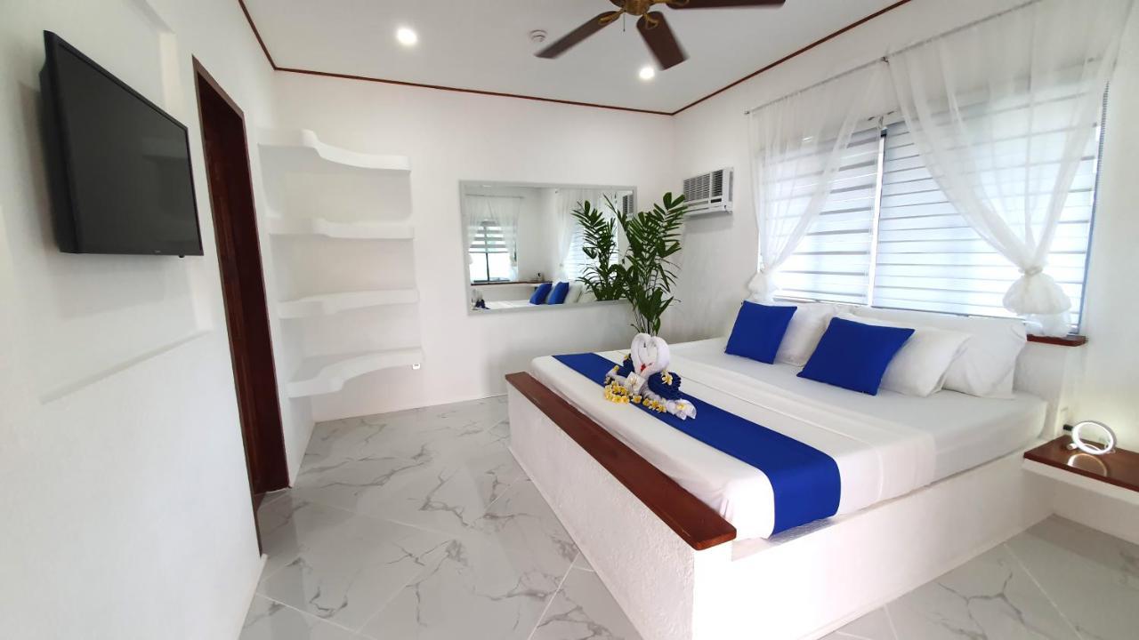 Pawikan Boutique Hotel Moalboal Esterno foto